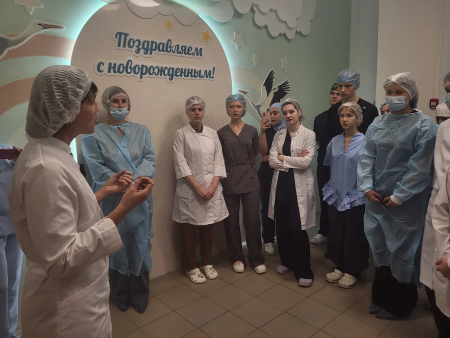 Профориентационное мероприятие для школьников и студентов в родильном доме Горбольницы №3
