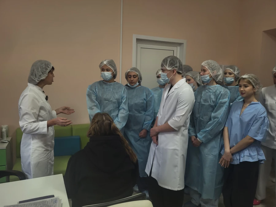 Профориентационное мероприятие для школьников и студентов в родильном доме Горбольницы №3
